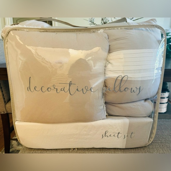 🎉LAST CHANCE🎉 DREAM STORIES 10Pc Extra Soft Solid Comforter Set - Picture 7 of 10